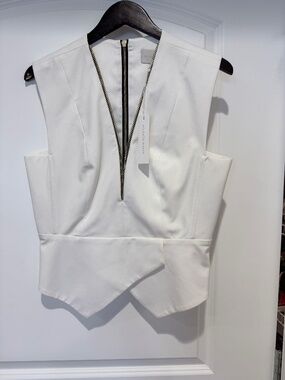 Michelle Mason - structured sleeveless top - size 10